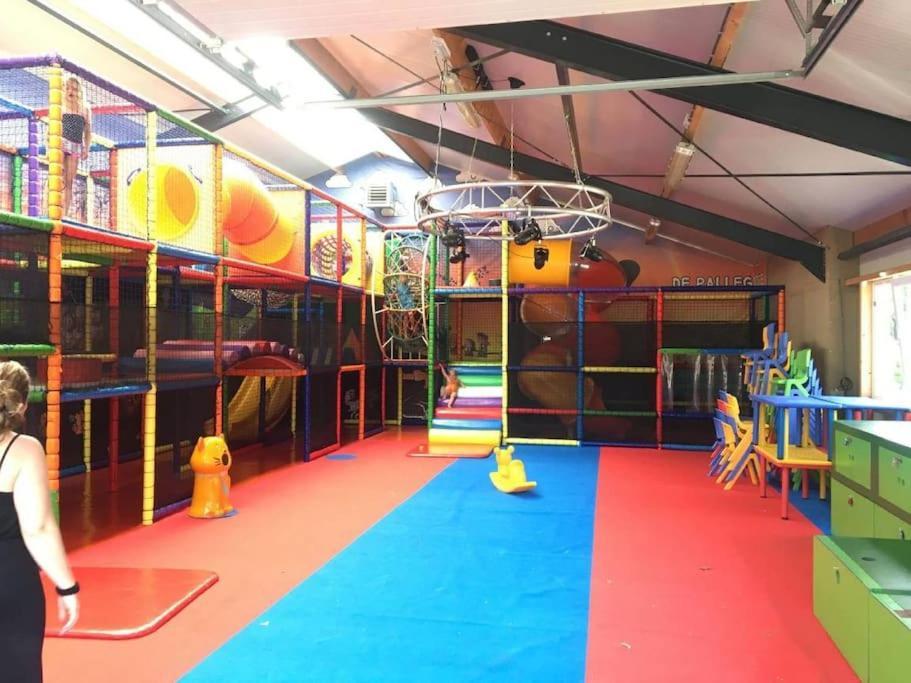 Camping De Pallegarste Chalet 119 Marienberg Kültér fotó