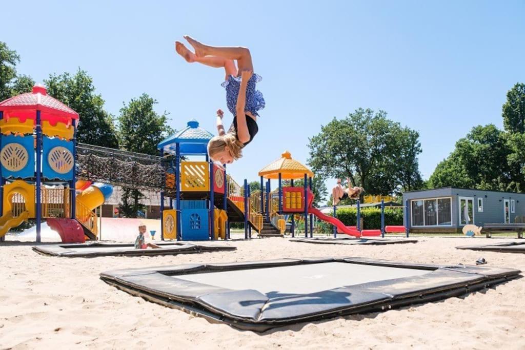 Camping De Pallegarste Chalet 119 Marienberg Kültér fotó